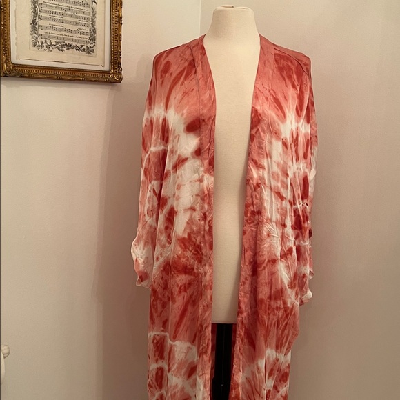 Young Fabulous & Broke Other - Young Fabulous & Broke Salmon and White Tie-Dye Kimono